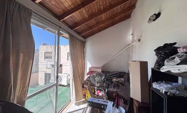 Casa PH en venta en Lanus Este