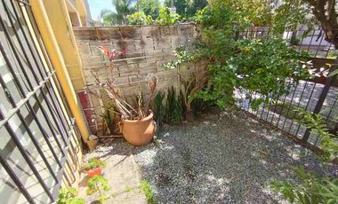 Casa en alquiler en Castelar Sur