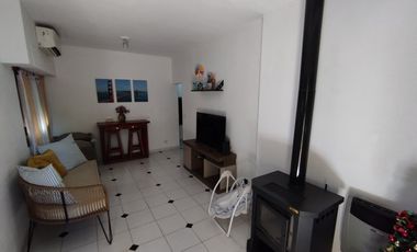 Casa en alquiler en Castelar Sur