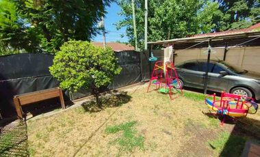 Casa en alquiler en Castelar Sur