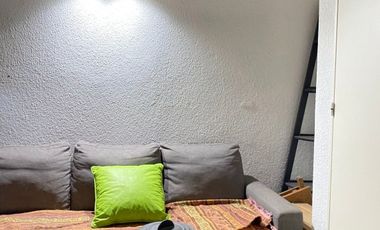 Casa en venta c/ cochera en Área Centro Este