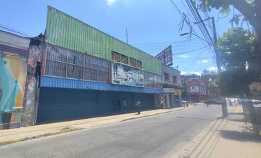 Local comercial en arriendo  en CURICÓ