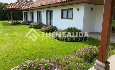 Casa en Arriendo en Camino Carampangue