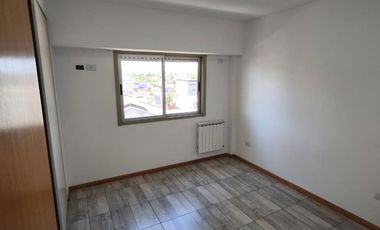 ALQUILER DEPARTAMENTO 2 AMBIENTES CON BALCON