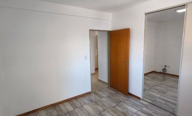 ALQUILER DEPARTAMENTO 2 AMBIENTES CON BALCON