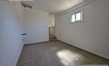 DÚPLEX en TÉMPERLEY limite TURDERA. PLANTA ALTA