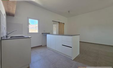 DÚPLEX en TÉMPERLEY limite TURDERA. PLANTA ALTA