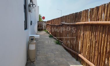 Casa de un piso y 3 recamaras totalmente amueblada y equipada, a 3 calles del mar  Entrega inmediata