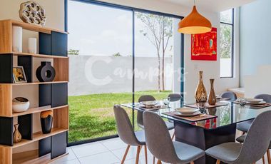 Casa de 2 pisos y 2 recamaras en privada residencial en Conkal, Yucatan  Entrega inmediata