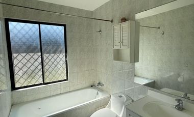 LINDA CASA FAMILIAR EN SEGURO CONDOMINIO DE BUIN