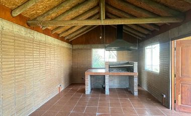 LINDA CASA FAMILIAR EN SEGURO CONDOMINIO DE BUIN