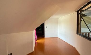 LINDA CASA FAMILIAR EN SEGURO CONDOMINIO DE BUIN