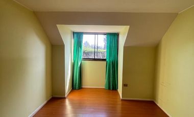 LINDA CASA FAMILIAR EN SEGURO CONDOMINIO DE BUIN