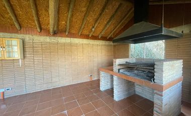 LINDA CASA FAMILIAR EN SEGURO CONDOMINIO DE BUIN