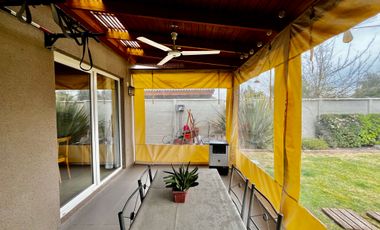 MARAVILLOSA CASA FAMILIAR EN CONDOMINIO CERRADO, LINDEROS