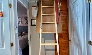 MARAVILLOSA CASA FAMILIAR EN UN SEGURO CONDOMINIO, LINDEROS