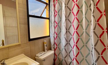 MARAVILLOSA CASA FAMILIAR EN UN SEGURO CONDOMINIO, LINDEROS