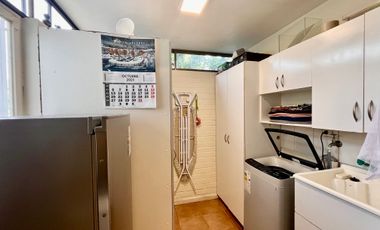 MARAVILLOSA CASA FAMILIAR EN UN SEGURO CONDOMINIO, LINDEROS