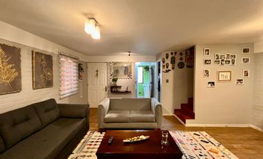 MARAVILLOSA CASA FAMILIAR EN UN SEGURO CONDOMINIO, LINDEROS