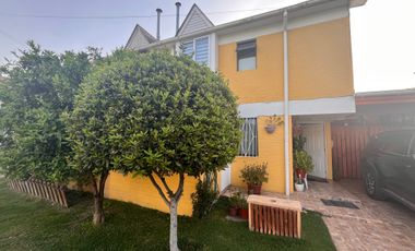 MARAVILLOSA CASA FAMILIAR EN UN SEGURO CONDOMINIO, LINDEROS