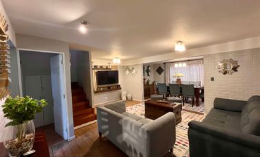 MARAVILLOSA CASA FAMILIAR EN UN SEGURO CONDOMINIO, LINDEROS