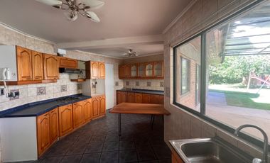 CASA FAMILIAR EN VENTA, CONDOMINIO CERRADO DE  SOLO 10 CASAS