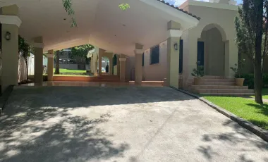 Casa en renta en El Barro, Santiago, Nuevo León