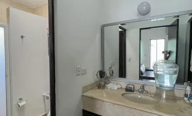 Casa en venta en Residencial Chipinque, San Pedro Garza García, Nuevo León