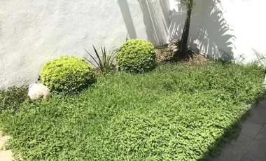 Casa en renta en El Paraiso, Santa Catarina, Nuevo León