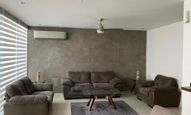 Casa en renta en Cumbre Allegro, Monterrey, Nuevo León