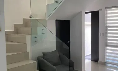 Casa en renta en Cumbre Allegro, Monterrey, Nuevo León