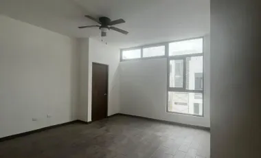 Casa en renta en Zona Valle Poniente, Santiago, Nuevo León