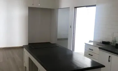 Casa en renta en Lomas Mederos, Monterrey, Nuevo León