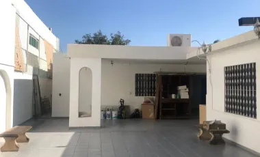 Casa en renta en Lomas Mederos, Monterrey, Nuevo León