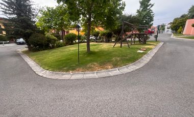 ARRIENDO CASA 4HAB 4BA LA REINA