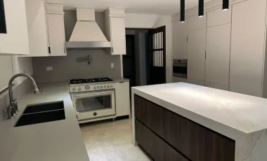 Casa en renta en Zona Valle Poniente, Santiago, Nuevo León