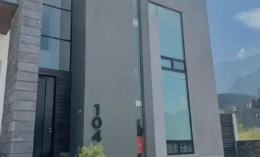 Casa en venta en Sierra Alta, Monterrey, Nuevo León