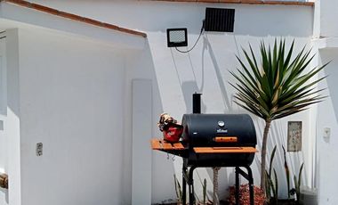 En venta casa de playa con piscina, en Playa Lobos, Cerro Azul