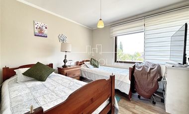 Casa en Venta en LINDA CASA CON MODERNO QUINCHO Y PISCINA EN SANTA ELENA, CHICUREO