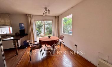 Linda y Acogedora Casa Interior Condominio en Valle Lo Campino.