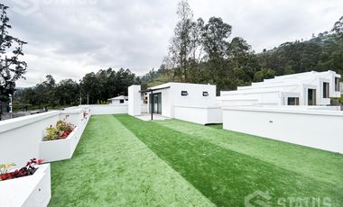 Venta de casa – Sector San José del Valle – Cerca a antigua vía a Conocoto.