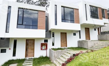 Venta de casa – Sector San José del Valle – Cerca a antigua vía a Conocoto.