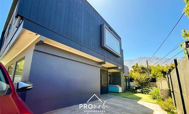 Casa en Venta en Frente a la Academia de Guerra