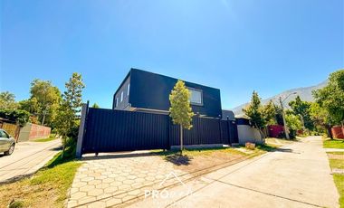 Casa en Venta en Frente a la Academia de Guerra