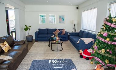 Casa en Venta en Frente a la Academia de Guerra