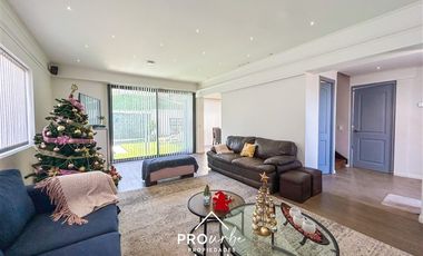 Casa en Venta en Frente a la Academia de Guerra