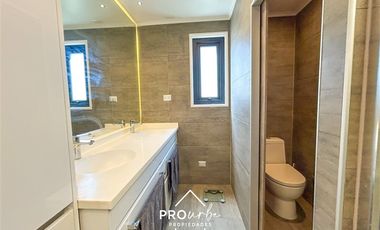 Casa en Venta en Frente a la Academia de Guerra