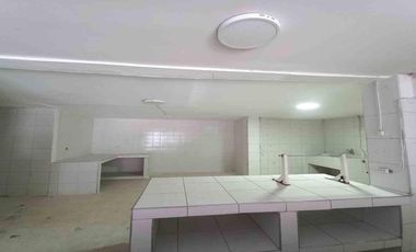 LOCAL EN ARRIENDO EN EL CENTRO/SANTA ROSA