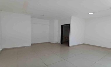 LOCAL EN ARRIENDO EN EL CENTRO/SANTA ROSA