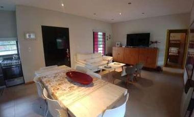 MODERNA CASA - RETASADA -  EN VENTA EN CC.EL MORO - MARCOS PAZ